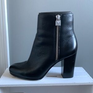 MICHAEL Michael Kors Margaret Bootie US Size 8.5M Black - WITH BOX